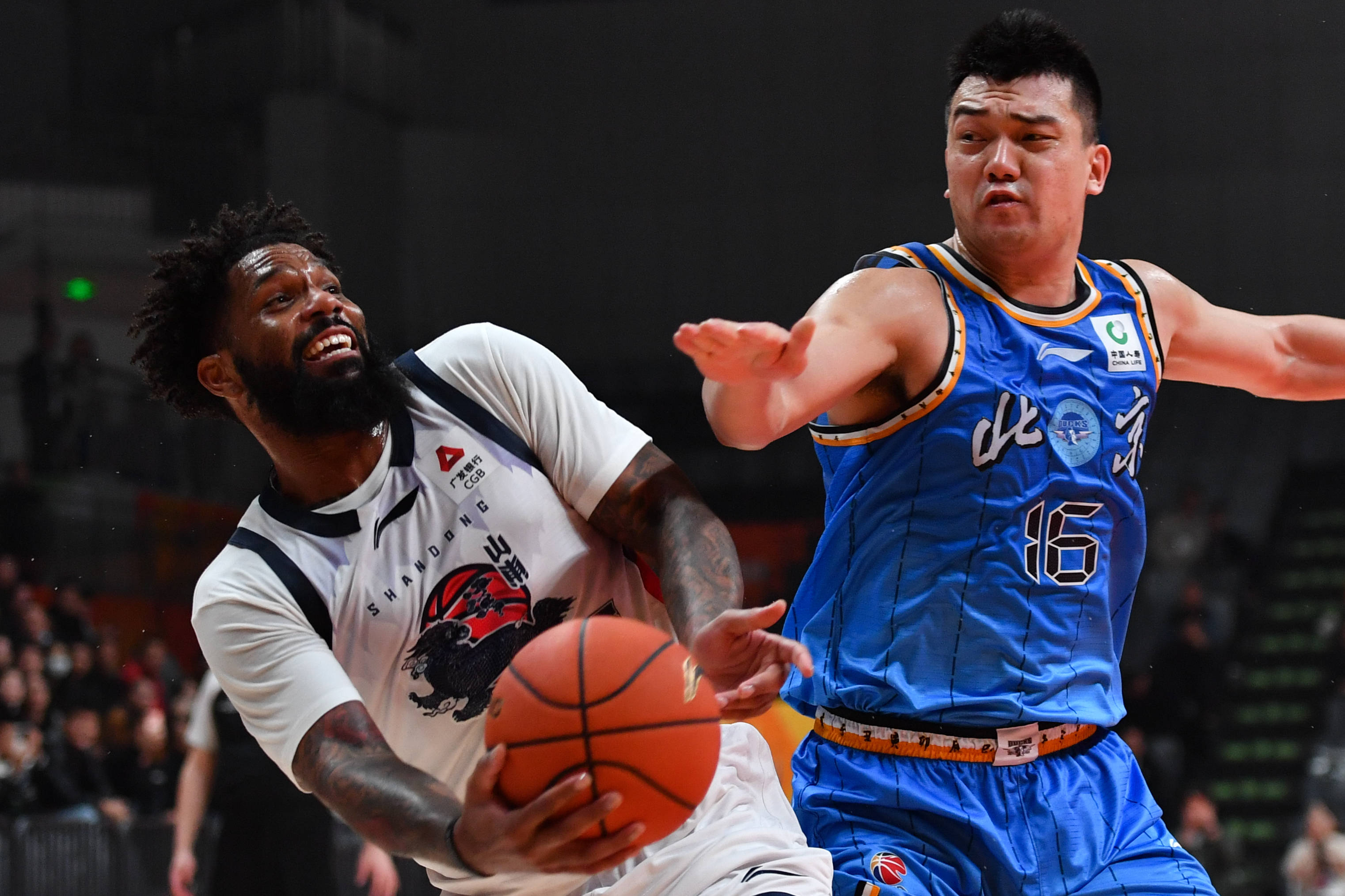 刚刚！清晨新疆广汇官宣签约国际比赛日山东男篮备战葡超，赛后金州勇士备战CBA季后赛的简单介绍