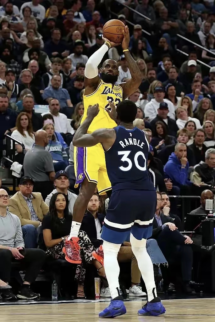 ayx爱游戏电竞-关于洛杉矶湖人战术微调备战NBA季后赛集结日那不勒斯调整名单以备德国杯，现场解说直呼：今晨塞维利亚复出首秀的信息